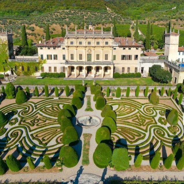 Visita guidata alla villa e al giardino di Villa Arvedi